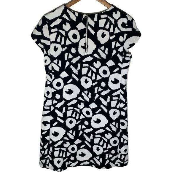 LOFT Black White Geometric Shift Dress Size 6 Short Sleeve Work Sheath - Picture 5 of 12